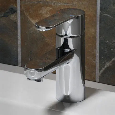 Pine Single Hole Single-Handle Bathroom Faucet 1.2 gpm/4.5 L/min with Lever Handle // POLISHED CHROME // 135027_Image_2011101.002_UNIVERSAL_NO_FAMILY_Monoblock_0_CDNwebp.webp