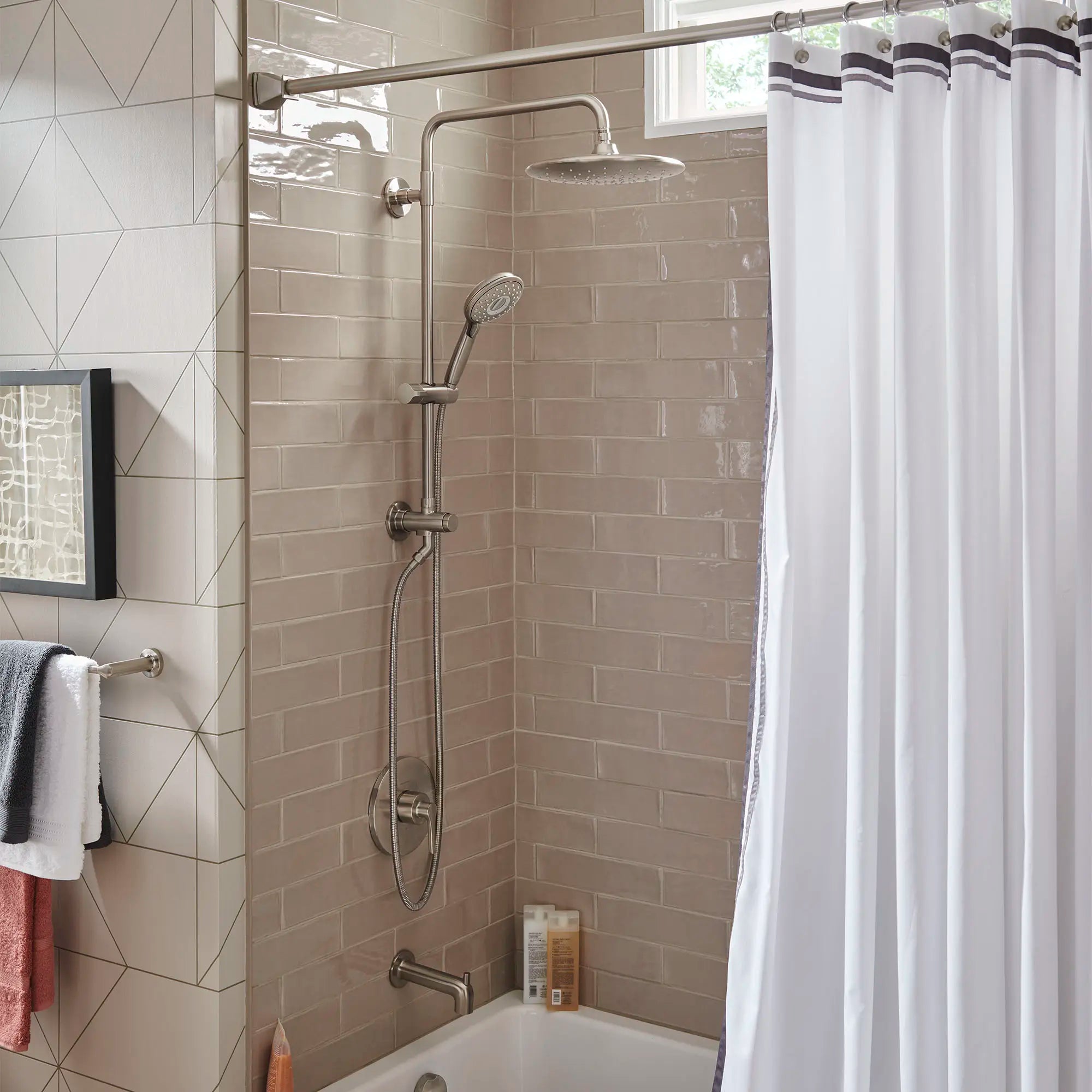 Spectra Versa® 24-Inch 4-Function 1.8 gpm/6.8 L/min Shower System With Rain Showerhead // BRUSHED NICKEL // 153810_B-9035804295_9038804.295_0_CDNwebp.webp