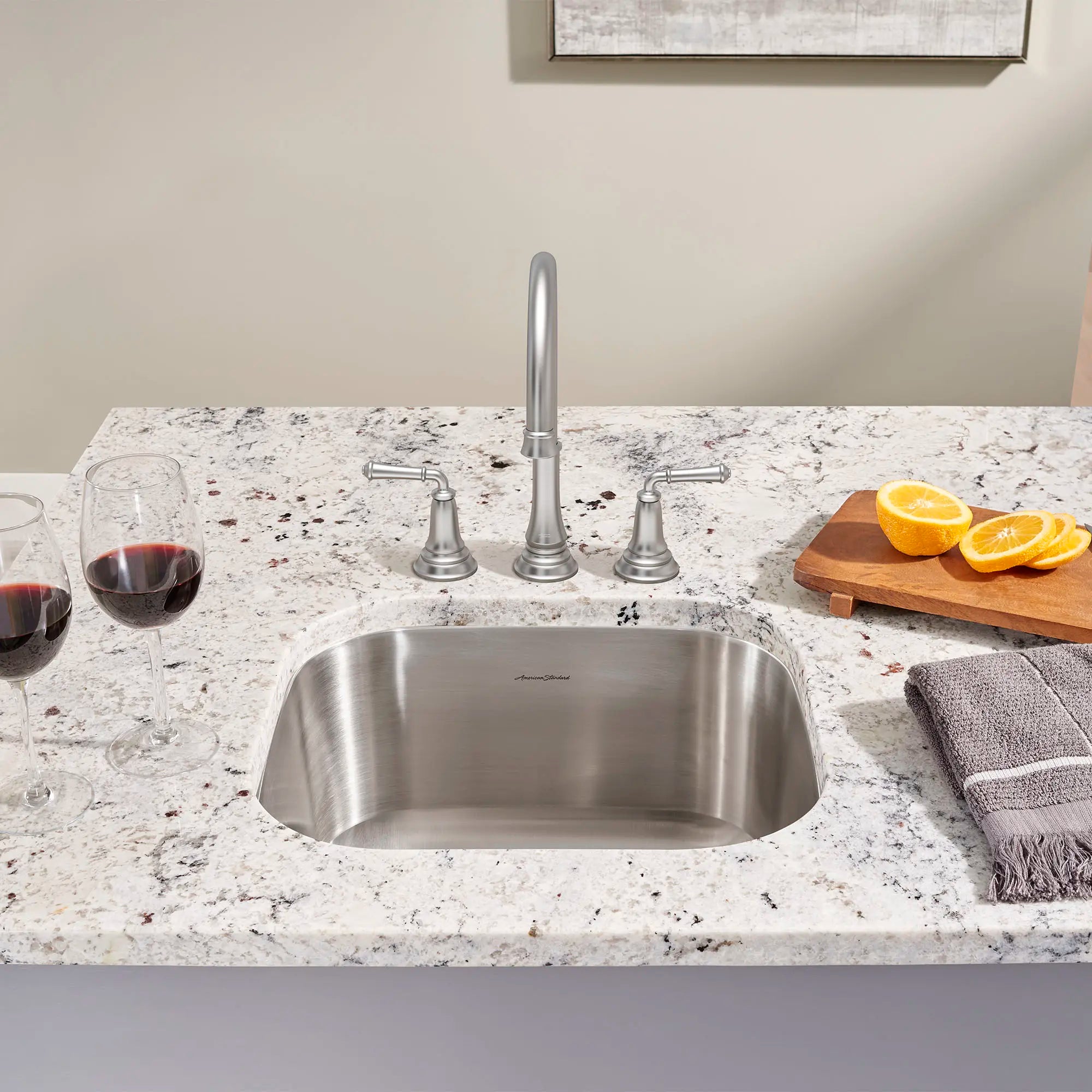 Portsmouth® 18 x 16-Inch Stainless Steel Undermount Single Bowl Kitchen Sink // STAINLESS STEEL // 168099_B-18SB9181600S075_0_CDNwebp.webp