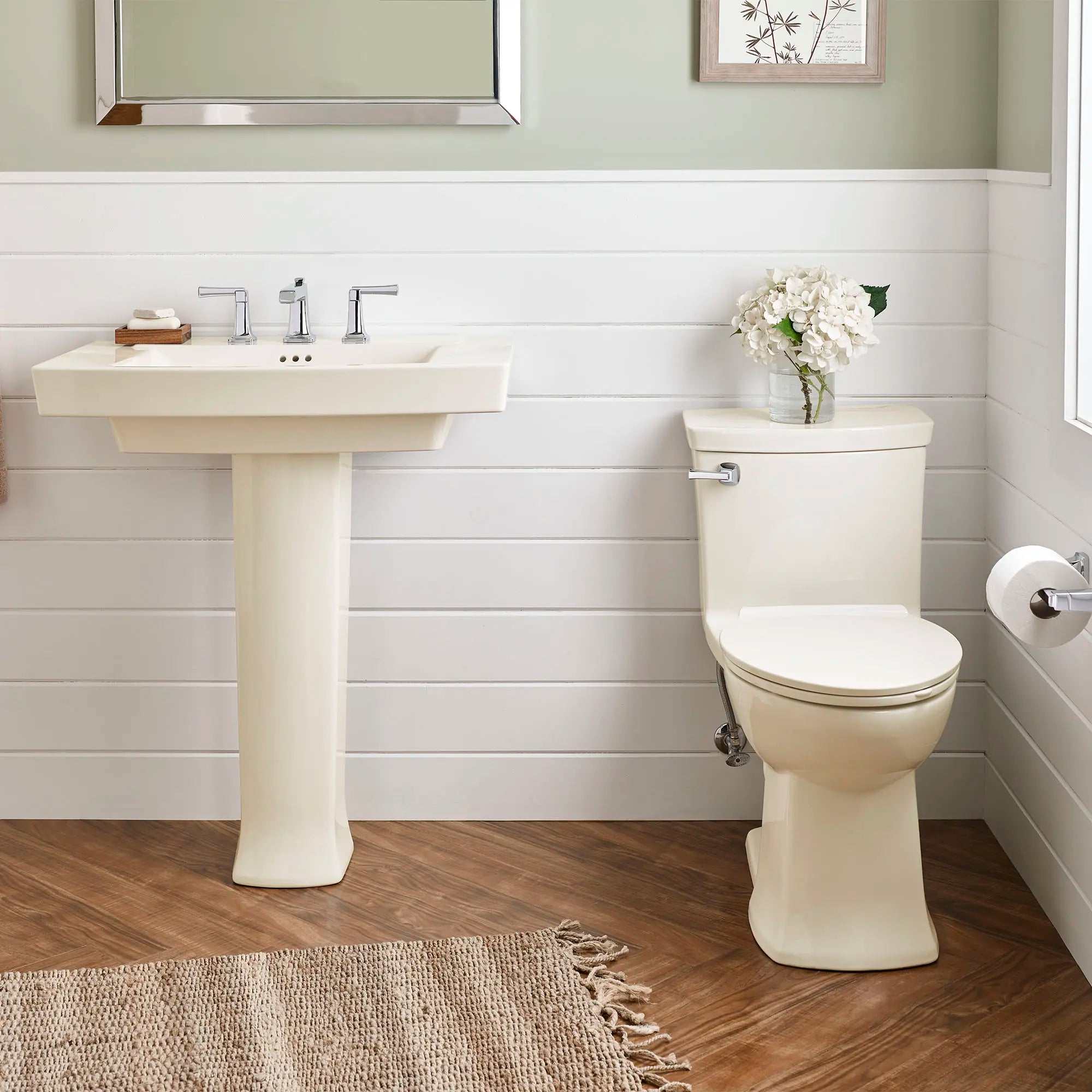 Townsend® VorMax® One-Piece 1.28 gpf/4.8 Lpf Chair Height Elongated Toilet with Seat // LEFT / LINEN // 174485_B-2922A104222_0_CDNwebp.webp