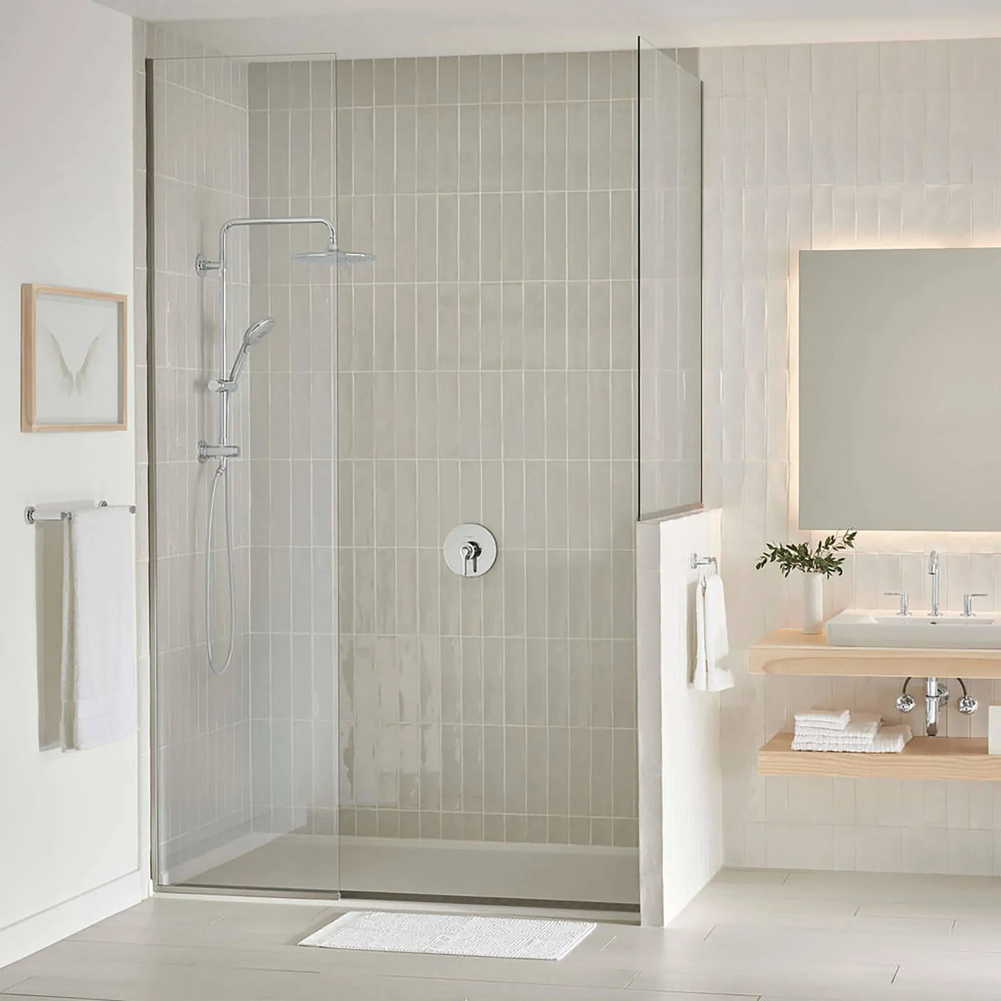 Spectra Versa® 24-Inch 4-Function 1.8 gpm/6.8 L/min Shower System With Rain Showerhead // POLISHED CHROME // 174797_9038804002_2_0_CDNwebp.webp