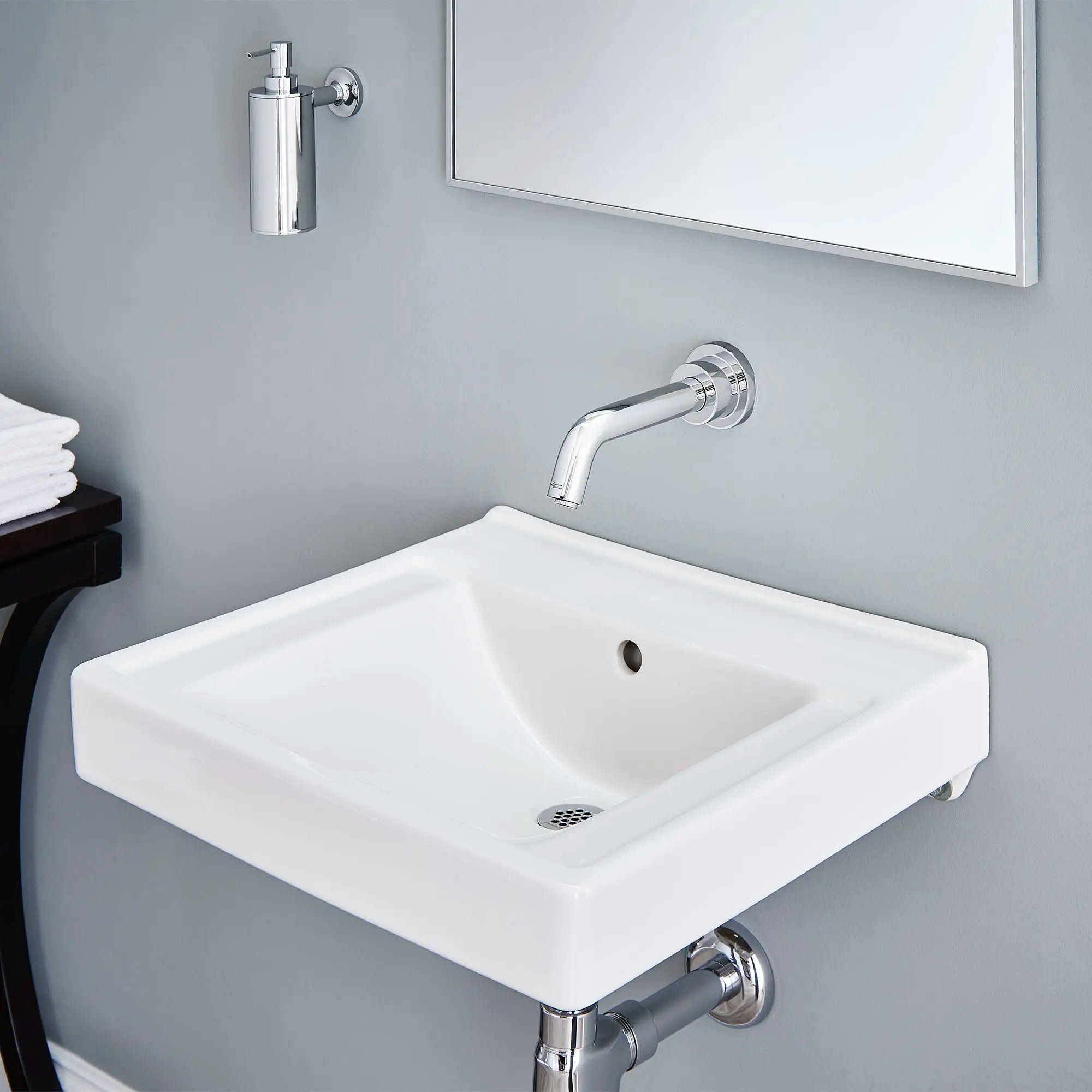 Serin® Touchless Wall-Mount Trim, Battery-Powered, 0.35 gpm/1.3 Lpm // POLISHED CHROME // 174968_B_T064356.002_1_0_CDNwebp.webp
