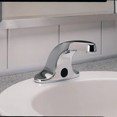 Innsbrook® Selectronic® Touchless Faucet, Base Model, 0.35 gpm/1.3 Lpm // CHROME // 174986_605B205.002_CDNwebp.webp