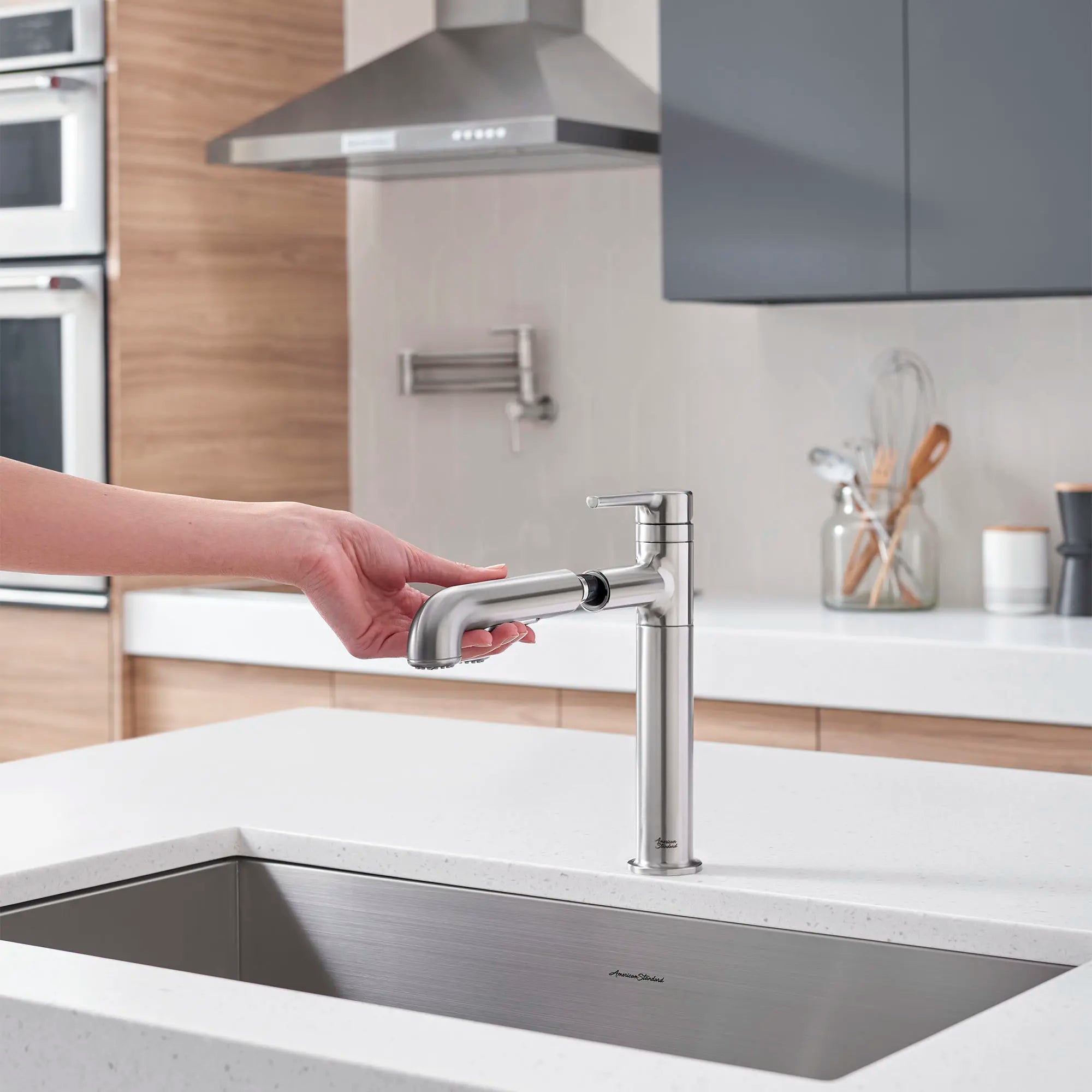 Studio® S Pull-Out Dual-Spray Kitchen Faucet // STAINLESS STEEL // 175616_L-4803100075_0_CDNwebp.webp