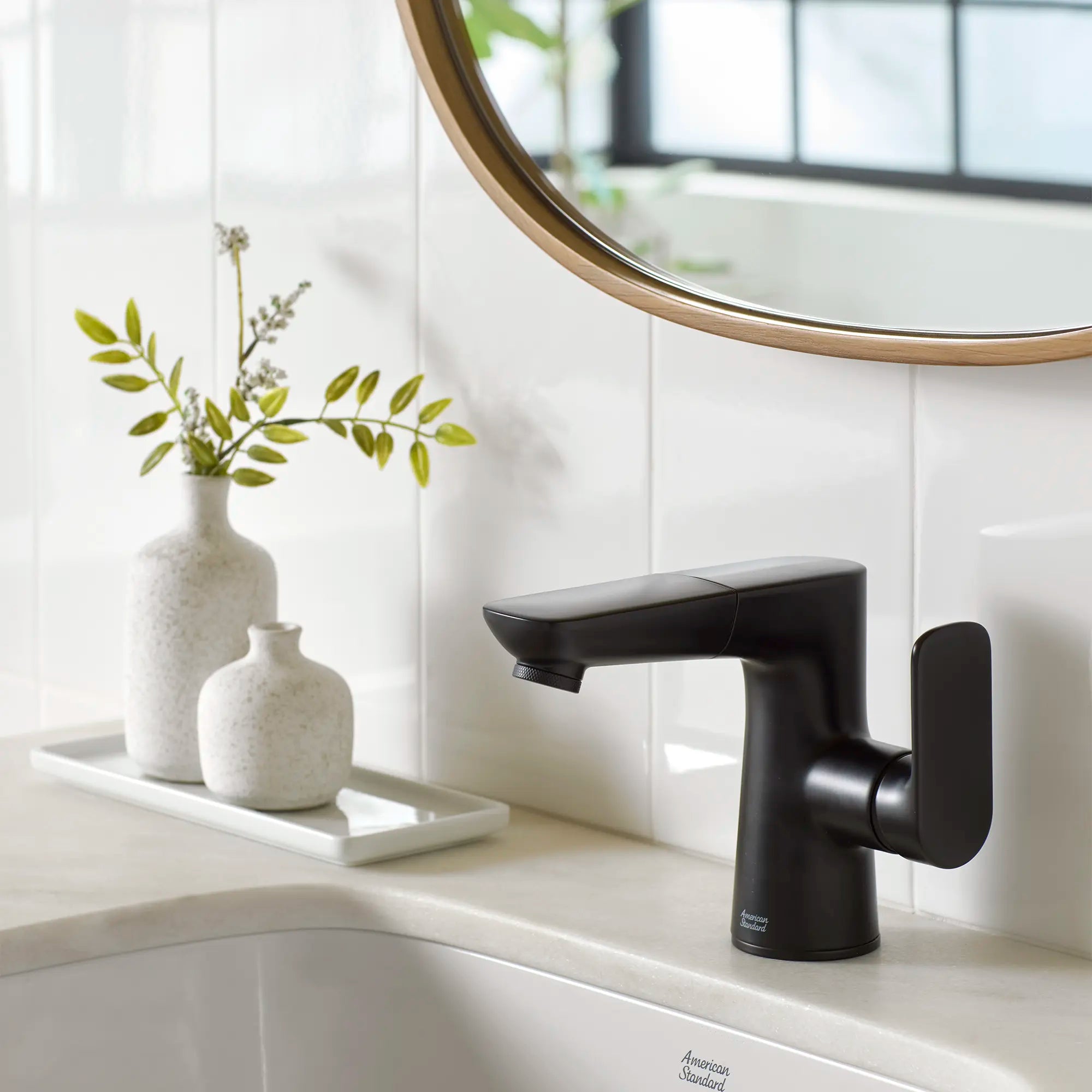 Aspirations® Single-Handle Pull-Out Bathroom Faucet 1.2 gpm/ 4.5 L/min With Lever Handle // MATTE BLACK // 231964_Aspirations_EnvironmentCloseUp_7061121.243_1607000.020_0001_Nov2023_0_CDNwebp.webp