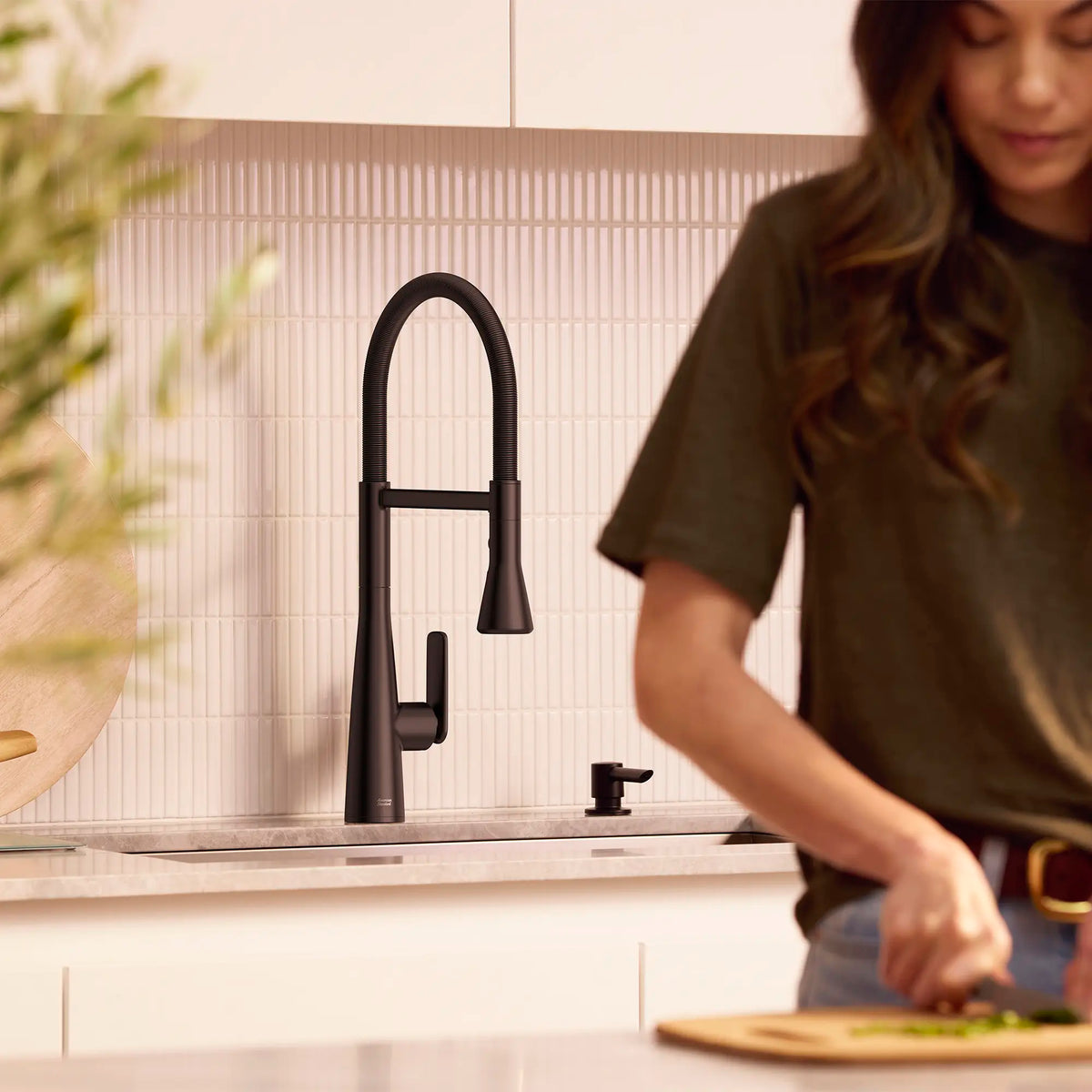 Aspirations Semi-Pro Kitchen Faucet  // MATTE BLACK // 263793_Aspirations_Lifestyle_1048822430_0001_JUNE2025_1_CDNwebp_d0a20203-f86c-4a04-abb5-73844a336edc.webp
