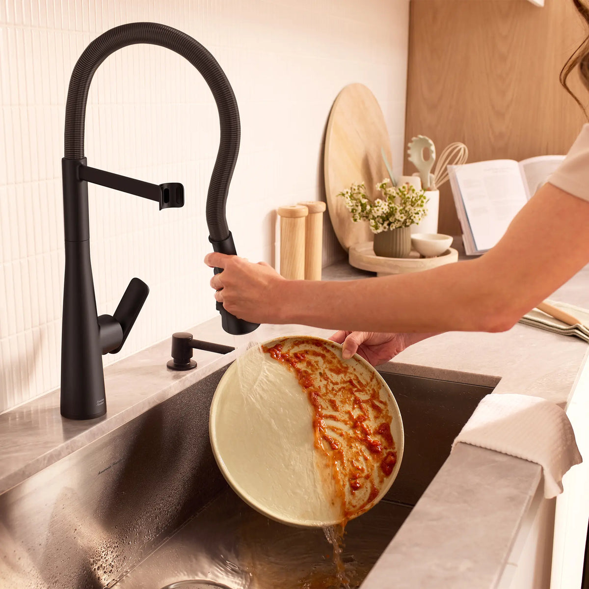 Aspirations Semi-Pro Kitchen Faucet  // MATTE BLACK // 263796_Aspirations_Lifestyle_1048822430_0004_June2025_1_CDNwebp_2b825c7b-305c-48cb-af9f-c4906db214b5.webp