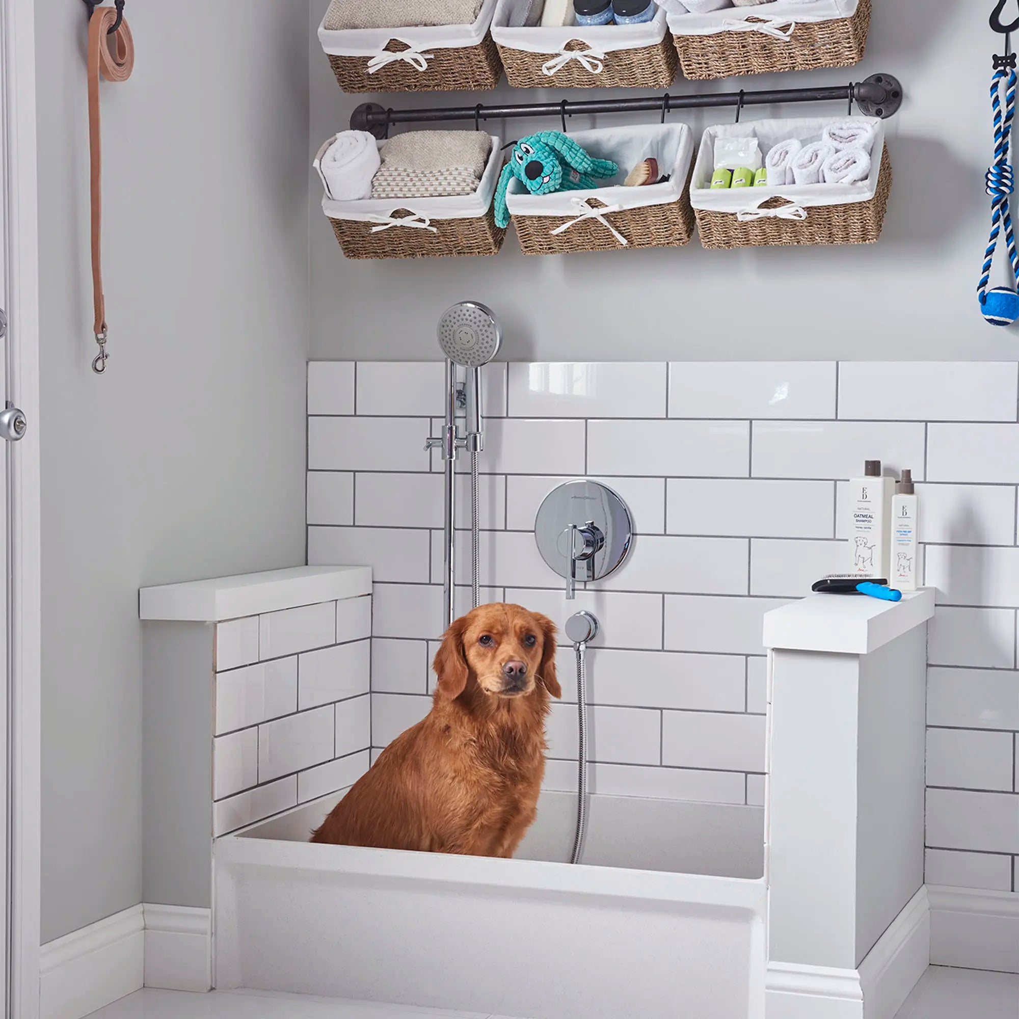 3-Function Rain 2.5 gpm/9.5 L/min Hand Shower // POLISHED CHROME // 33044_L-1660550002_3_0_CDNwebp.webp