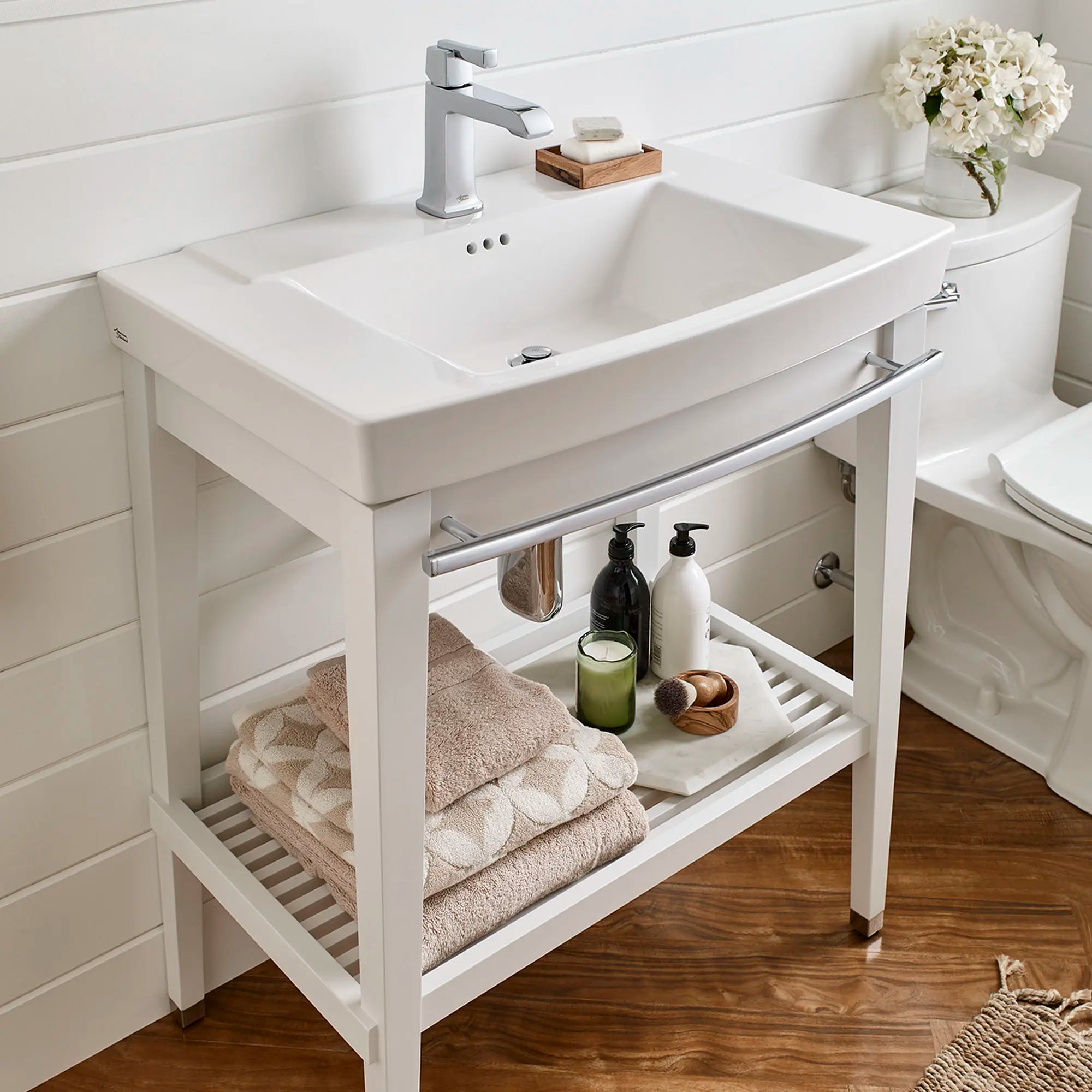 Washstand for American Standard® Townsend® Sinks // WHITE // 40405_B-9039030020_0_CDNwebp.webp