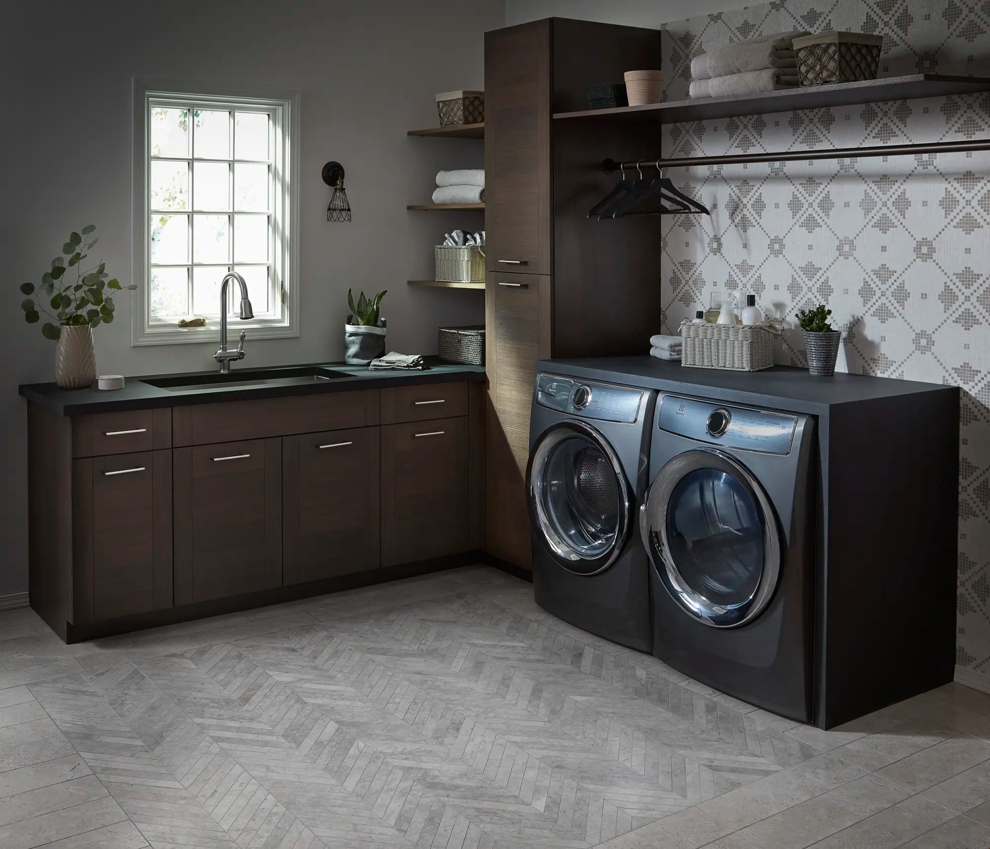 Pekoe® 35 x 18-Inch Stainless Steel Undermount Single-Bowl Kitchen Sink // STAINLESS STEEL // 40979_B-18SB10351800_0_CDNwebp.webp