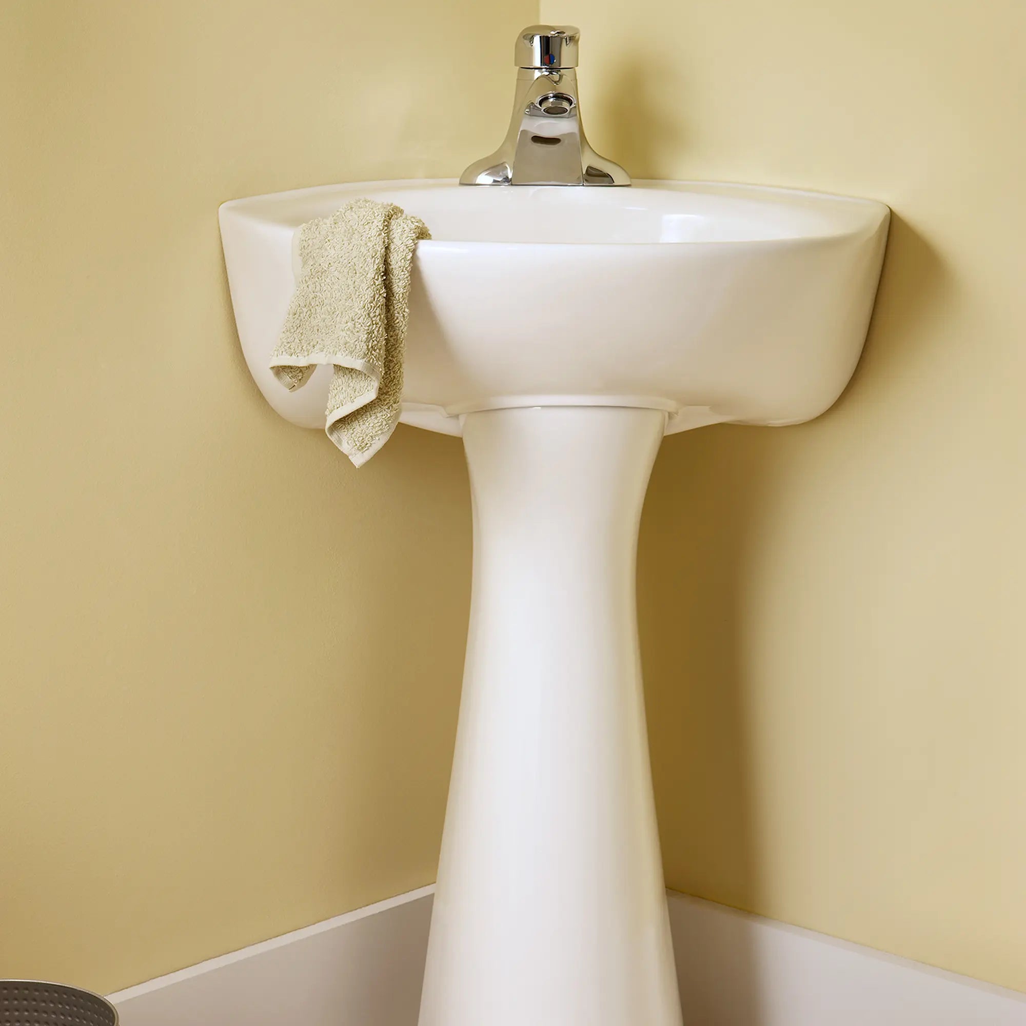 Cornice Center Hole Only Pedestal Sink Top and Leg Combination // WHITE // 67621_B-0611100020_CDNwebp.webp