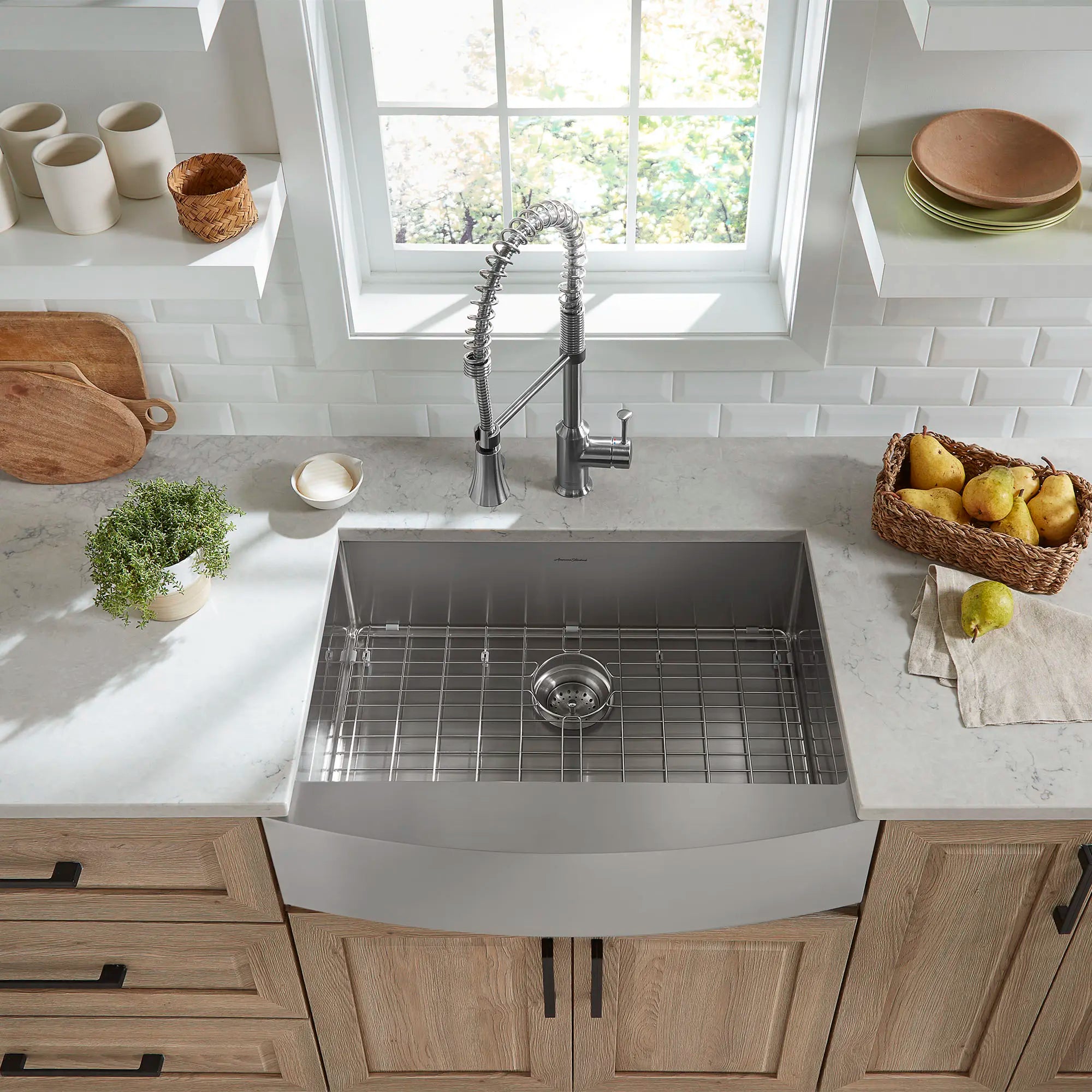 Pekoe® 30 x 22-Inch Stainless Steel Single-Bowl Farmhouse Kitchen Sink // STAINLESS STEEL // 69288_B-18SB9302200A075_Grid__1__CDNwebp.webp