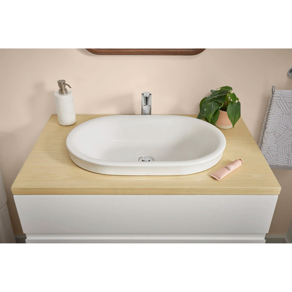 Studio® S Single Hole Single-Handle Bathroom Faucet 1.2 gpm/ 4.5 L/min With Lever Handle // POLISHED CHROME // 76517_B-7105101002_1296000020_7813001478_8726033020_CDNwebp.webp